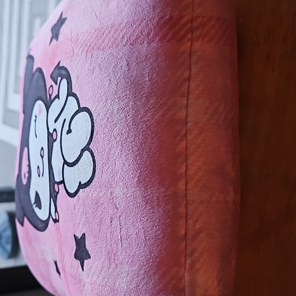 KUROMI TRAVEL CLOUD PILLOW - Picture 6 of 12